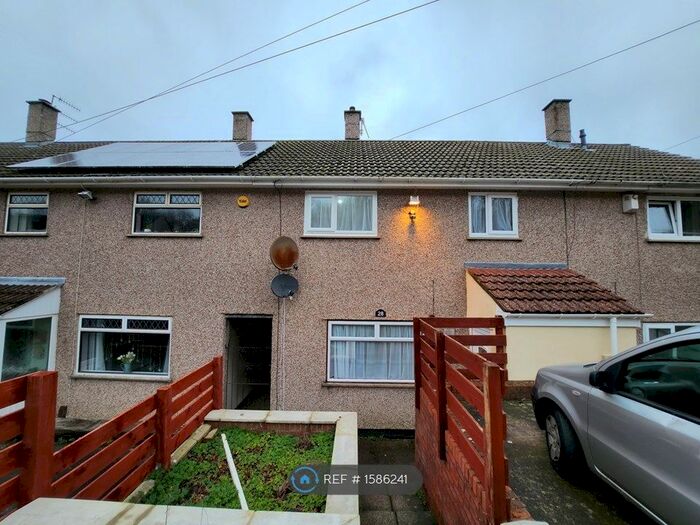3 Bedroom Terraced House To Rent In Newland Walk, Bristol, BS13