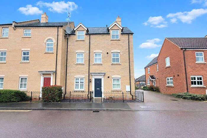 1 Bedroom Apartment To Rent In Christie Drive, Hinchingbrooke Park, PE29