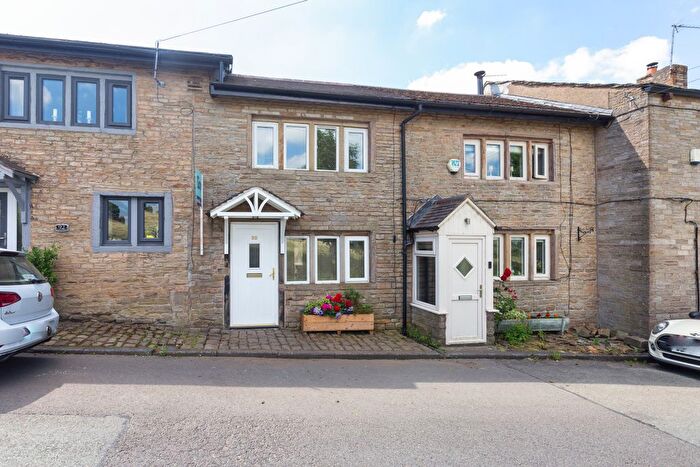 2 Bedroom Cottage For Sale In Lane Head Road, Lees, Oldham, OL4