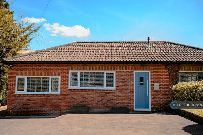 2 Bedroom Bungalow To Rent In Wallbridge, Frome, BA11