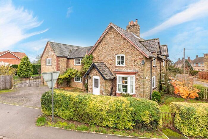 4 Bedroom Semi-Detached House For Sale In The Old Vicarage, Sixhills Road, North Willingham, LN8