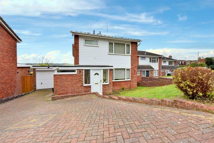 3 Bedroom Detached House To Rent In Ryans Mount, Marlow, Buckinghamshire, SL7