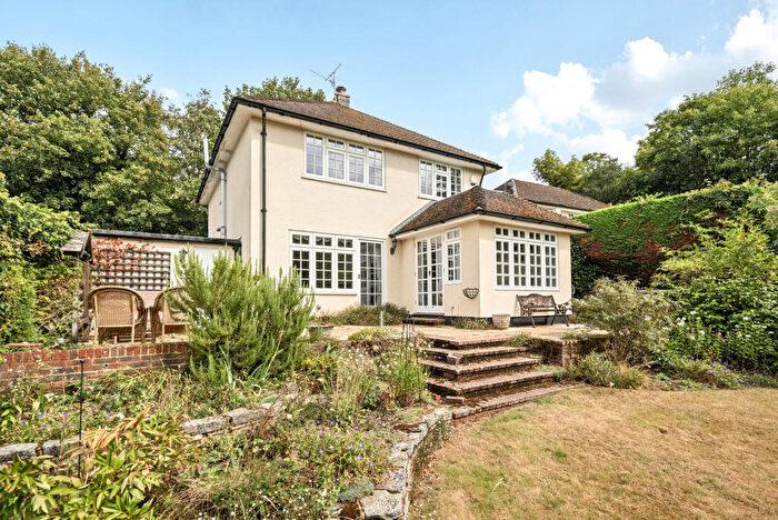 3 Bedroom Detached House For Sale In Lords Hill Common, Shamley Green, GU5
