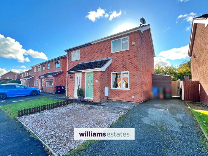 2 Bedroom House For Sale In Crud Y Castell, Denbigh, LL16