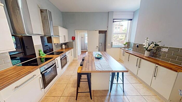 7 Bedroom Semi-Detached House To Rent In Colville Street, Nottingham, NG1