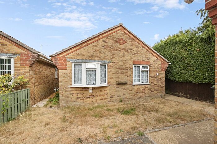 2 Bedroom Bungalow For Sale In Copper Beech Gardens, BH10