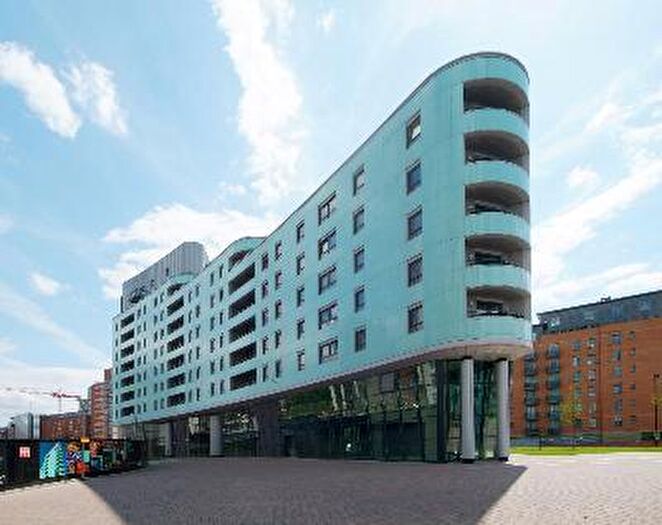 1 Bedroom Flat For Sale In The Gateway West, Leeds City Centre, Leeds, LS9