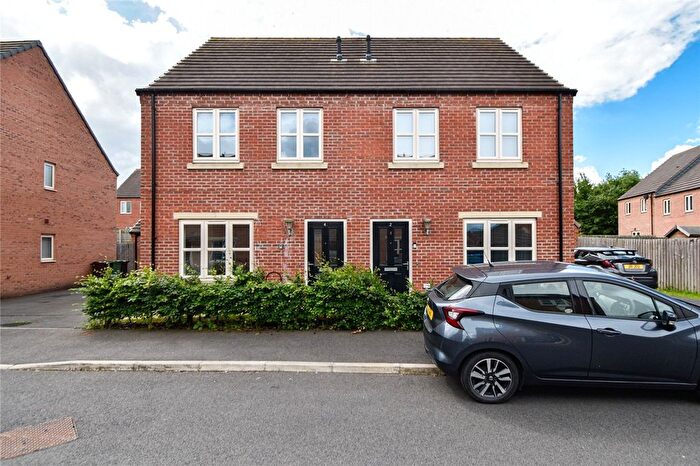 3 Bedroom Semi Detached House To Rent In Swift Way, Castleford, West Yorkshire, WF10