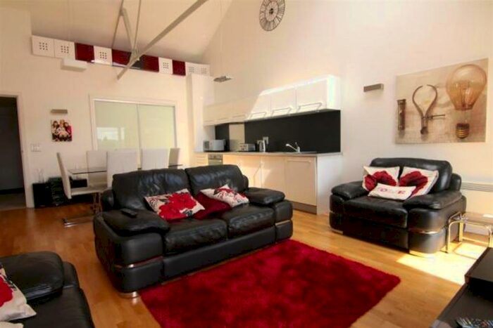 2 Bedroom Apartment To Rent In Electric Wharf, Boiler House Electric Wharf, CV1