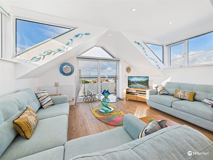 1 Bedroom Detached Bungalow For Sale In Gwithian Towans, Gwithian, Hayle, TR27