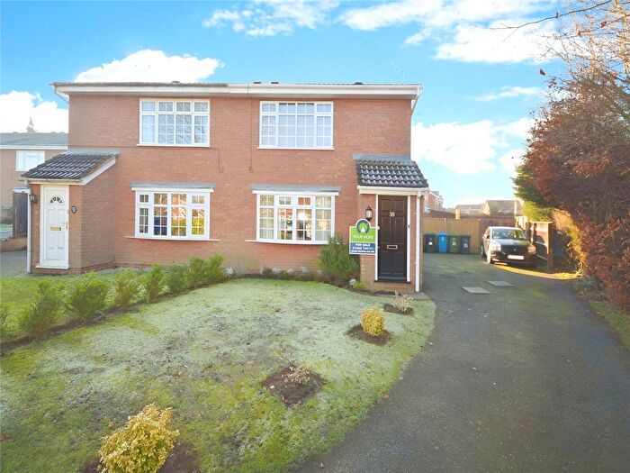 1 Bedroom Flat For Sale In Worcester Grove, Perton, Wolverhampton, Staffordshire, WV6