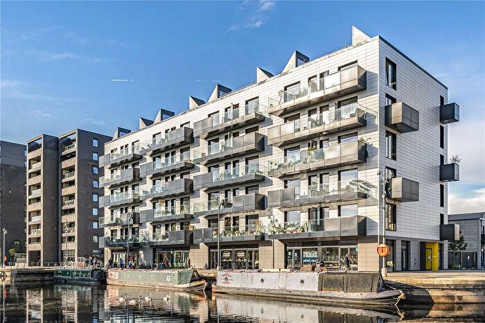 2 Bedroom Flat To Rent In Keepers Quay, Manchester, Greater Manchester, M4