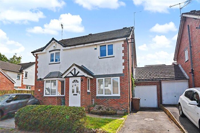 2 Bedroom Semi Detached House To Rent In Spring Gardens, Churwell, Morley, Leeds, LS27