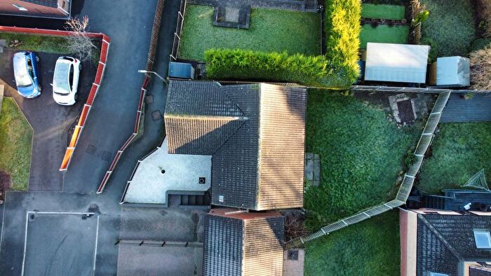 4 Bedroom Detached House For Sale In Hallfield Close, Wingerworth, Chesterfield, S42