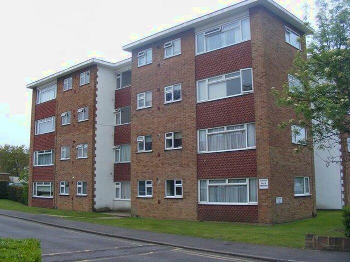 2 Bedroom Apartment To Rent In Maldon Road, Wallington, SM6