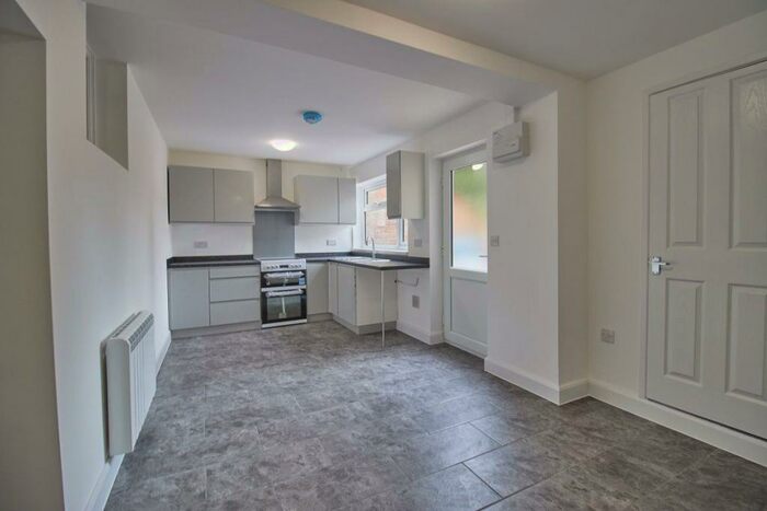 1 Bedroom Apartment To Rent In High Street, Barwell, LE9
