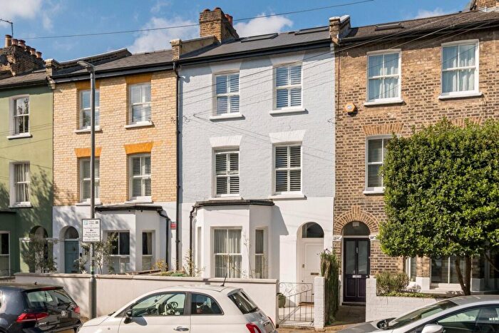 5 Bedroom Terraced House For Sale In Atherton Street, London, SW11