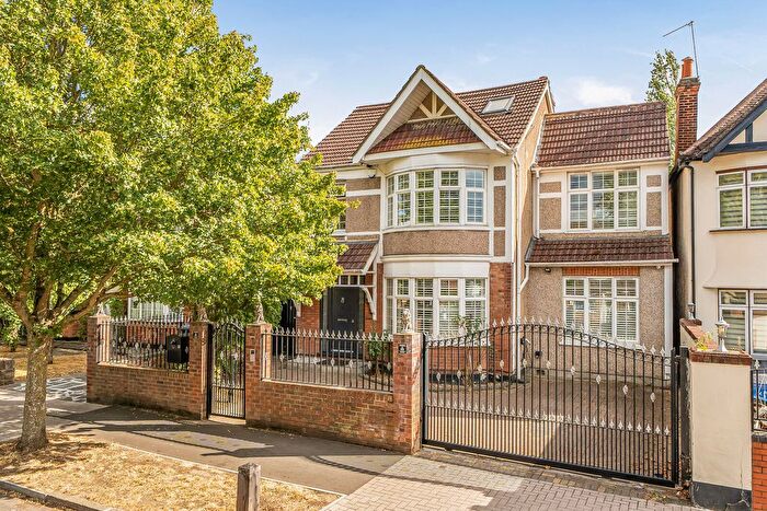 5 Bedroom Detached House For Sale In Sylvester Road, Wembley, HA0