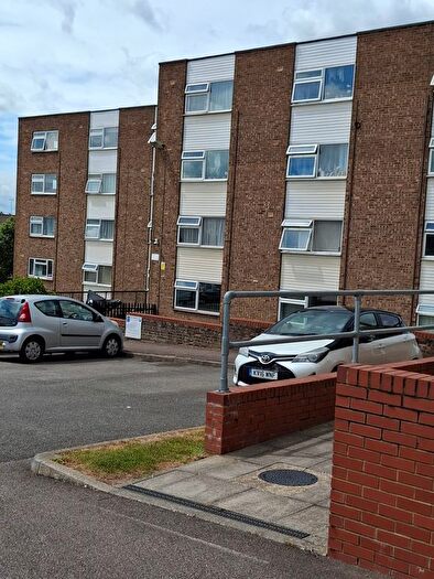 1 Bedroom Flat To Rent In Handcross Road, Luton, LU2