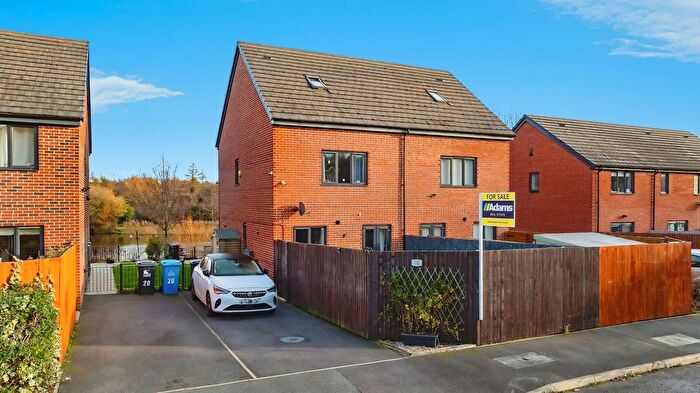 3 Bedroom Semi-Detached House For Sale In Scottsdale Road, Runcorn, WA7