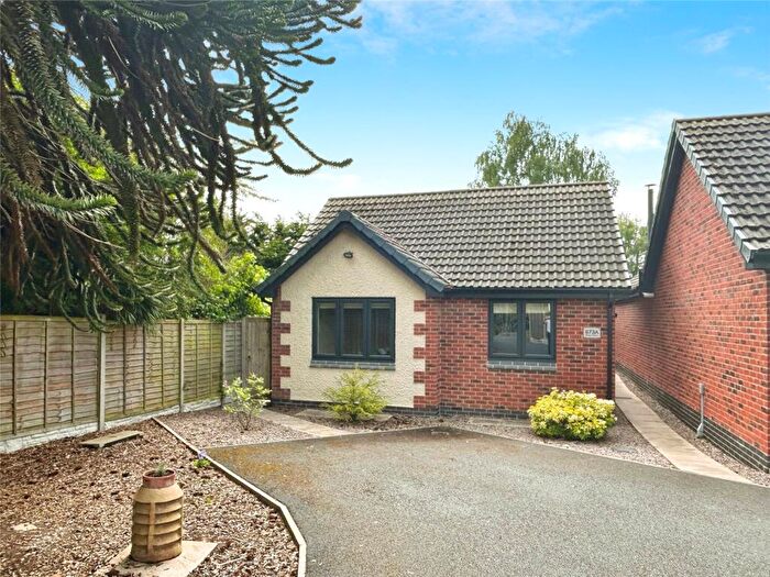 3 Bedroom Bungalow For Sale In Burton Road, Midway, Swadlincote, Derbyshire, DE11