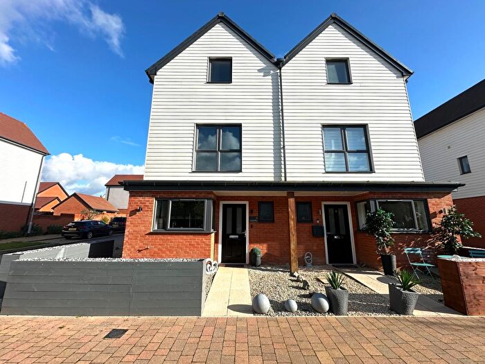3 Bedroom Town House To Rent In Woodland Rise, Chilmington Green, Ashford, TN23