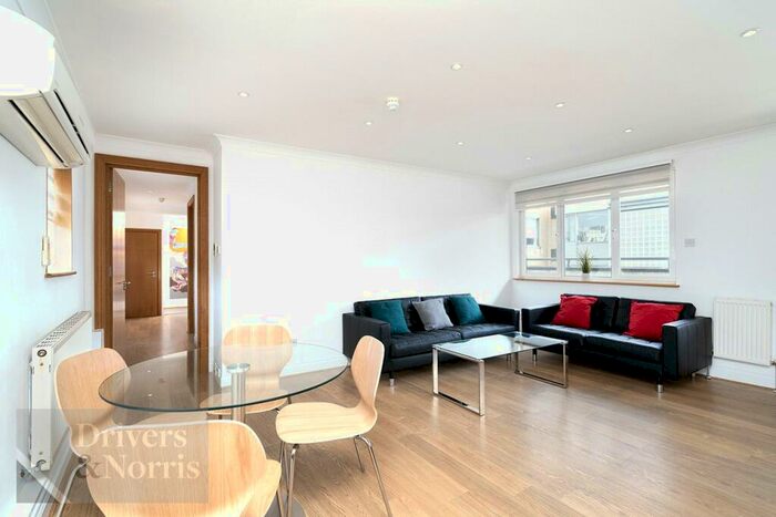 1 Bedroom Apartment To Rent In Stucley Place, Camden, London, NW1
