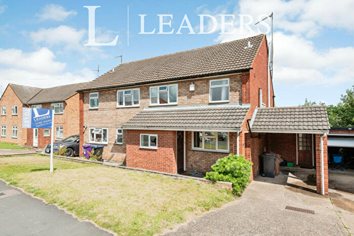 3 Bedroom Semi-Detached House To Rent In Old Hale Way, Hitchin, SG5