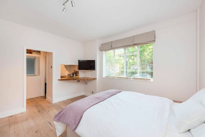 Studio To Rent In Elystan Place, Chelsea, London, SW3