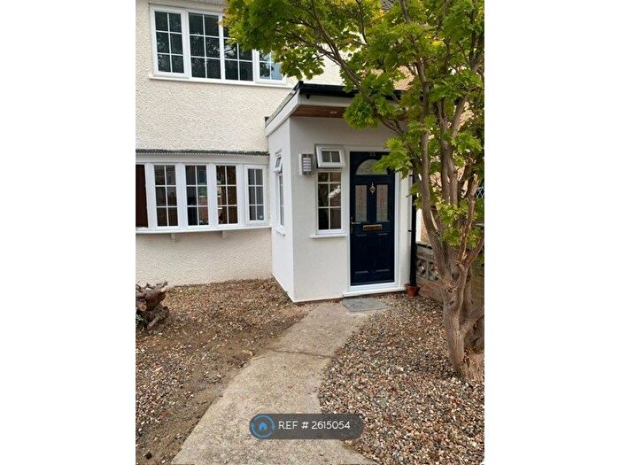 3 Bedroom Terraced House To Rent In Dawson Avenue, Orpington, BR5