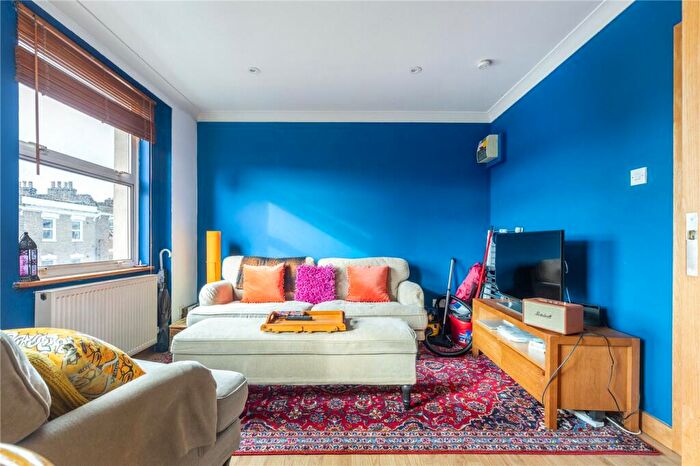 1 Bedroom Apartment To Rent In Kingsland High Street, London, E8