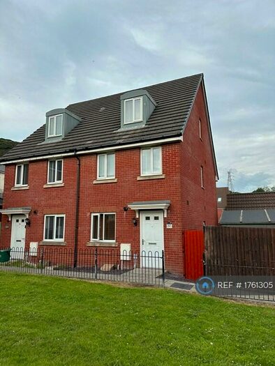 3 Bedroom Semi-Detached House To Rent In Marcroft Road, Port Tennant, Swansea, SA1