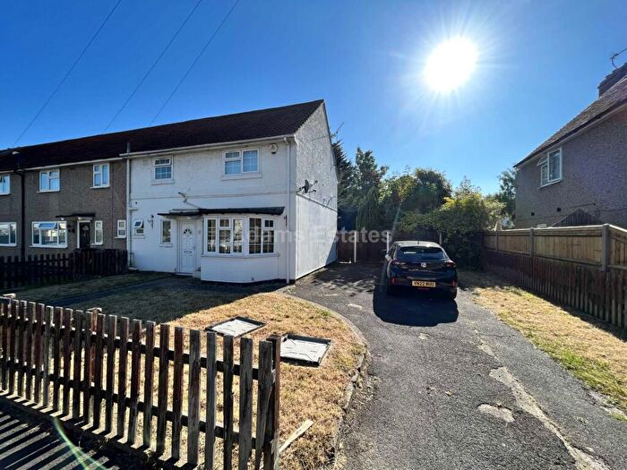 4 Bedroom End Of Terrace House To Rent In Linden Road, Reading, RG2