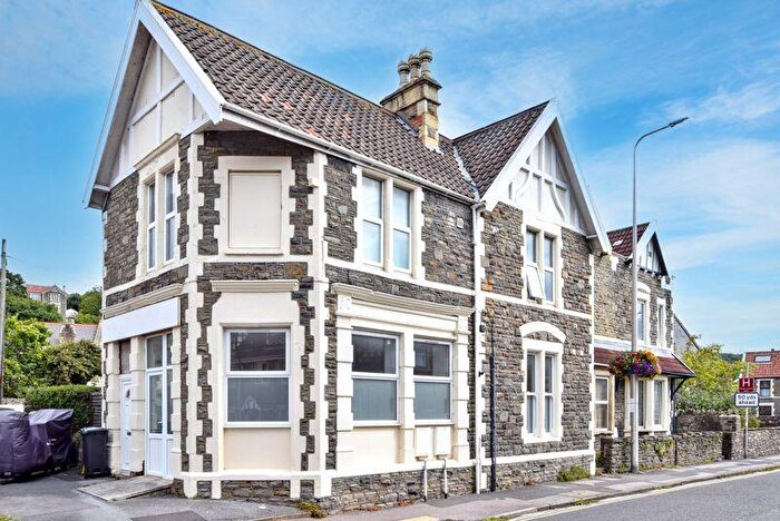 1 Bedroom Flat To Rent In Old Street, Clevedon, BS21