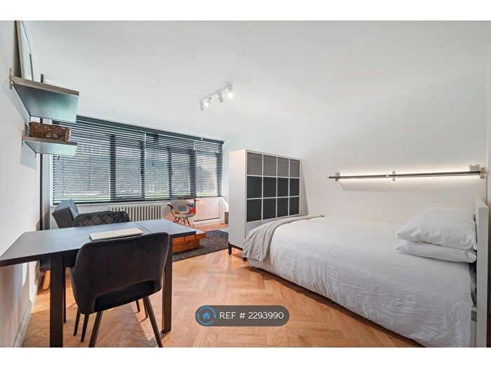 Studio To Rent In Selden House, London, SW1V