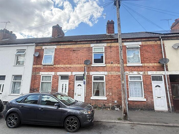 2 Bedroom Terraced House For Sale In Oak Street, Burton-On-Trent, DE14