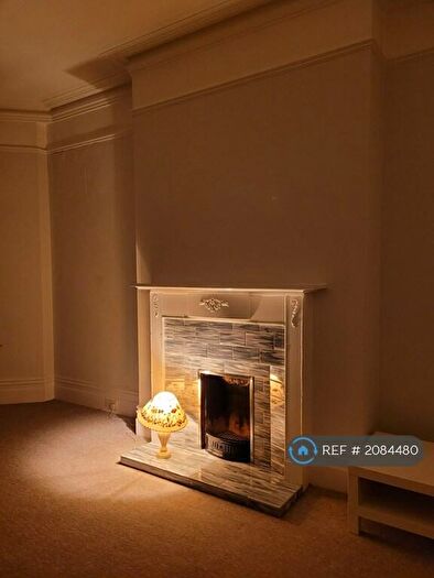 2 Bedroom Flat To Rent In Shorncliffe Road, Folkestone, CT20