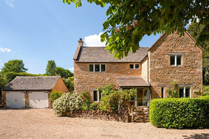 3 Bedroom House For Sale In Hazleton, Gloucestershire, GL54