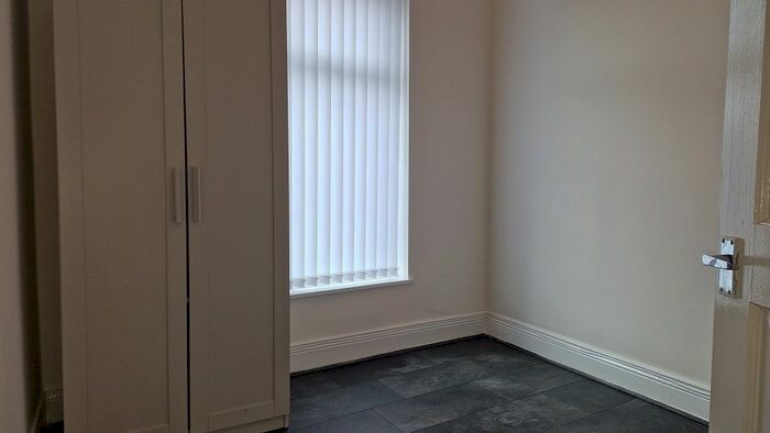 3 Bedroom Flat To Rent In Stowell Terrace, Heworth, Gateshead, NE10