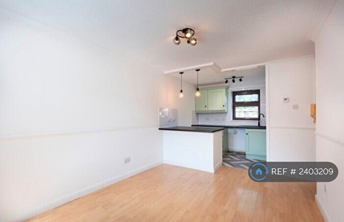 1 Bedroom Flat To Rent In Bellevue Close, Potton, Sandy, SG19