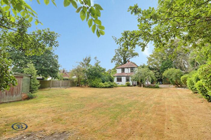 3 Bedroom Detached House For Sale In Pikemere Road, Alsager, ST7