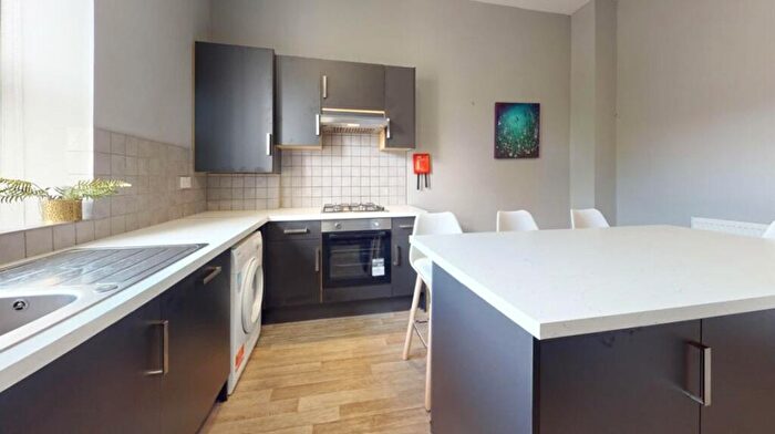 5 Bedroom Flat To Rent In Greenbank Terrace, Greenbank, Plymouth, Devon, PL4