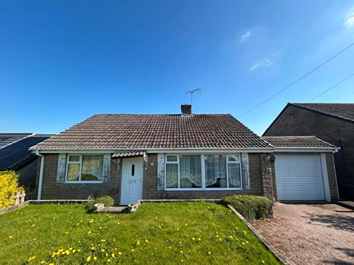 3 Bedroom Bungalow For Sale In Victoria Road, Stocksbridge, Sheffield, South Yorkshire, S36