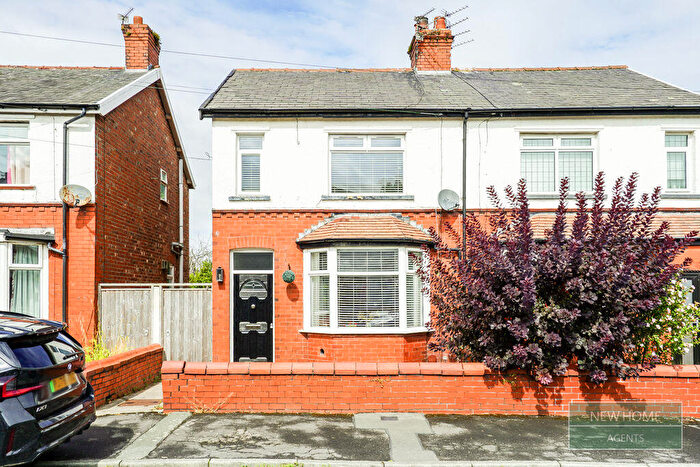 2 Bedroom Semi-Detached House For Sale In Fylde Road, Poulton-le-fylde, FY6