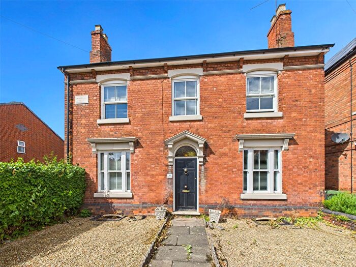 3 Bedroom Detached House For Sale In Rainbow Hill, Worcester, Worcestershire, WR3