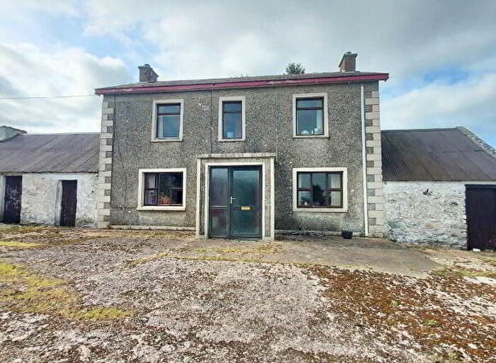 3 Bedroom Detached FarmHouse For Sale In Greencastle Road, Omagh, BT79