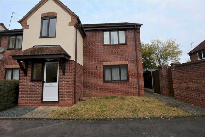 1 Bedroom Flat To Rent In Powderham Avenue, Warndon, Worcester WR4