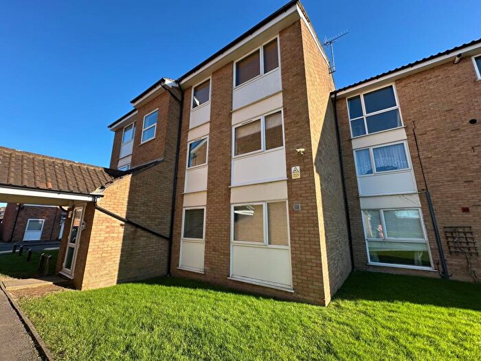 2 Bedroom Apartment To Rent In Woodrose Lodge, Lupin Drive, Springfield, Chelmsford, CM1