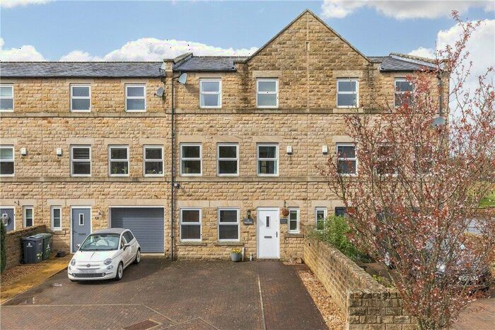4 Bedroom Terraced House For Sale In Mill Fold, Addingham, Ilkley, West Yorkshire, LS29