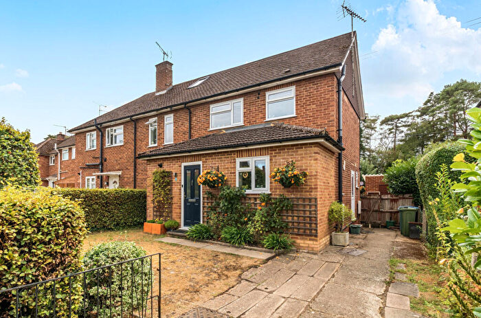 3 Bedroom Semi Detached House For Sale In Wickham Close, Church Crookham, Fleet, Hampshire, GU52